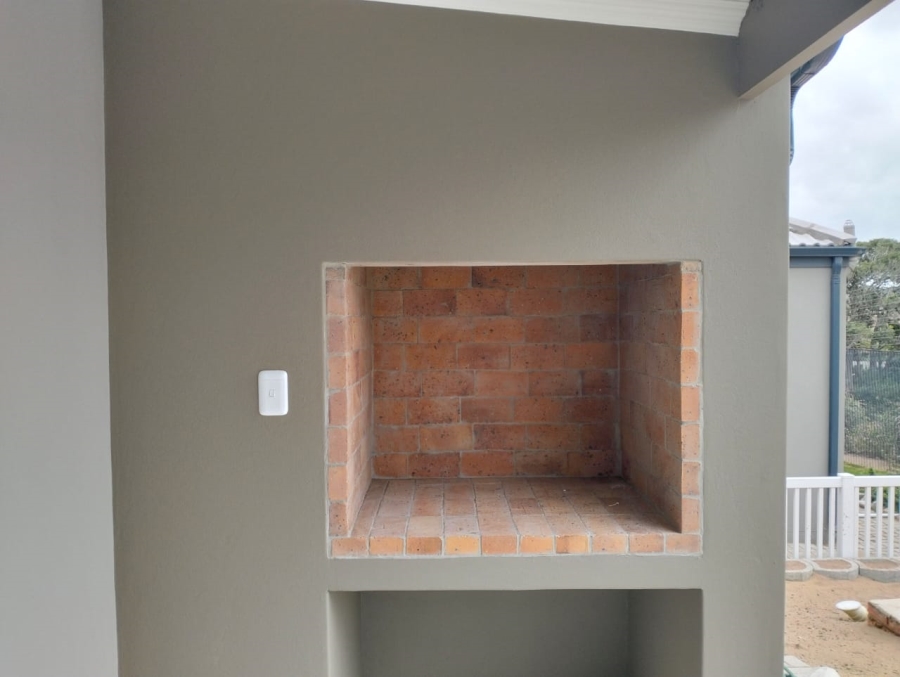 To Let 2 Bedroom Property for Rent in Reebok Western Cape